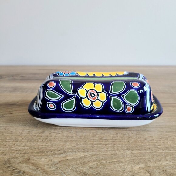 Talavera Mexico hand painted ceramic butter dish. - Picture 1 of 5